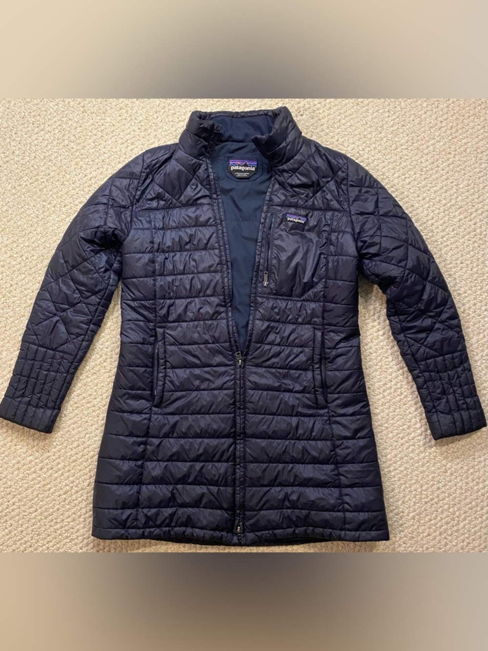 Patagonia Womens Radalie Large Parka Puffer Jacket.